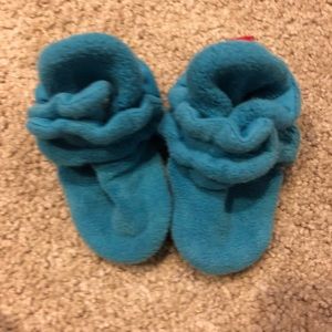 Zutano booties and Gap winter hat